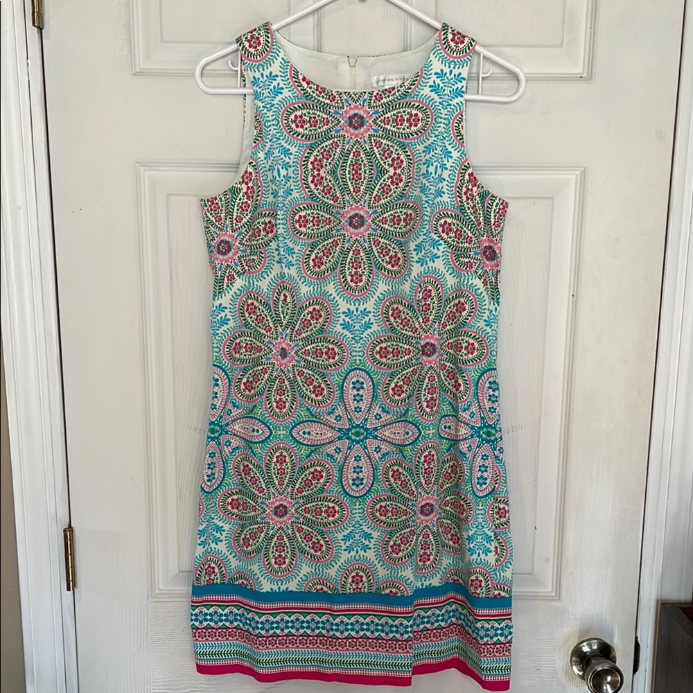London Times Size 6 Floral Sleeveless Dress